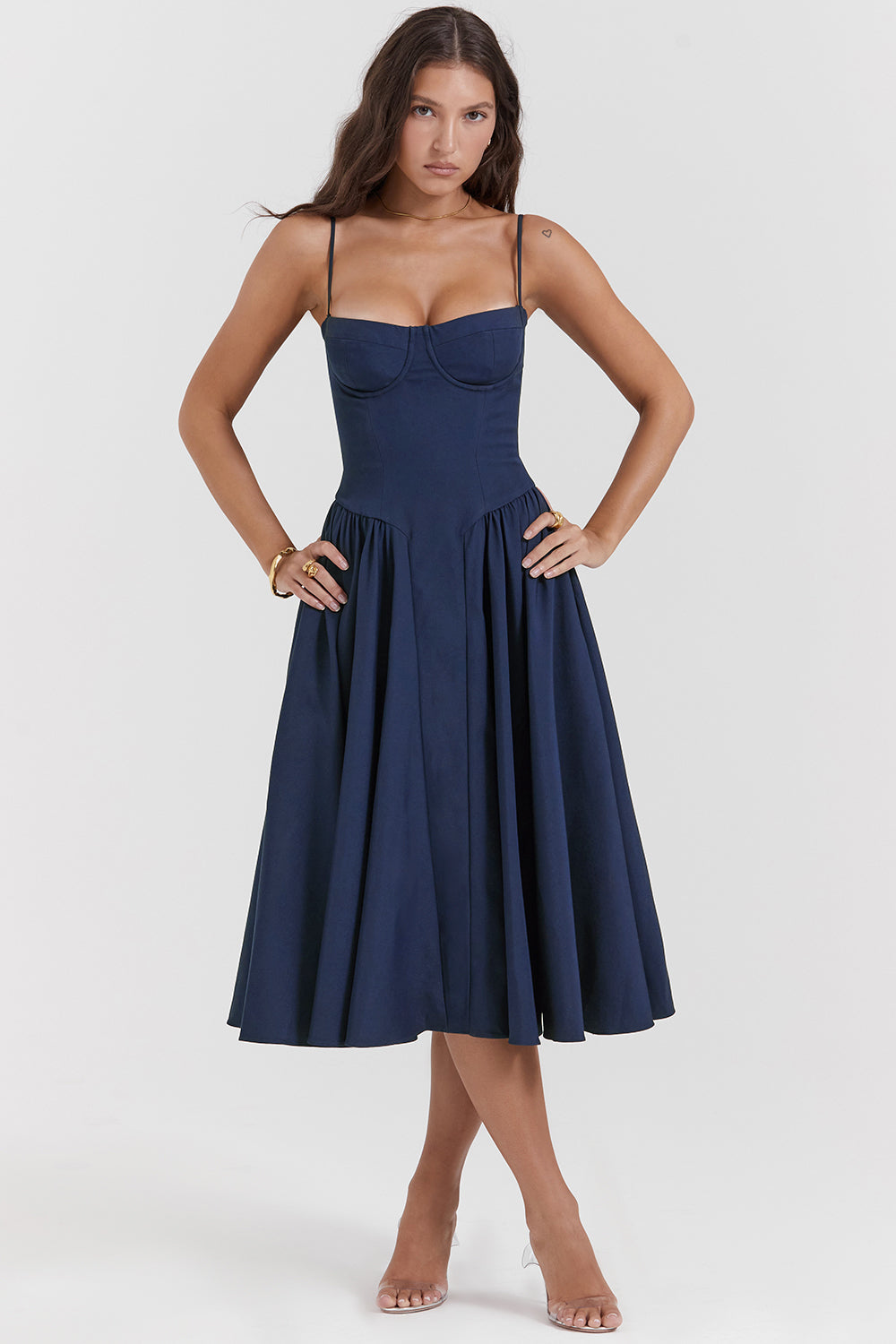 Nieves | Vestido midi estilo corsé